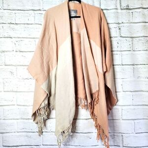 Soia & Kyo blanket shawl poncho wrap one size fits all